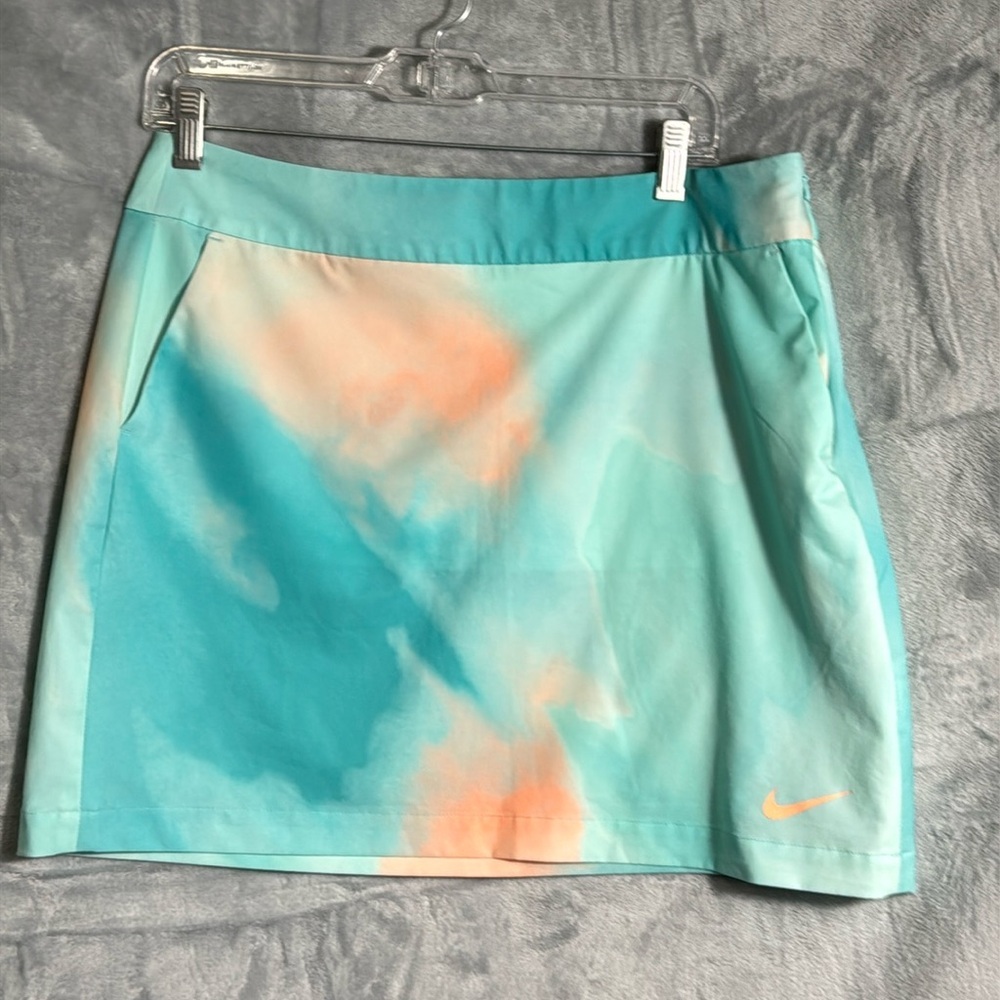 Nike golf skirt‎ women’s size 10 medium lightweight summer outdoor activity
